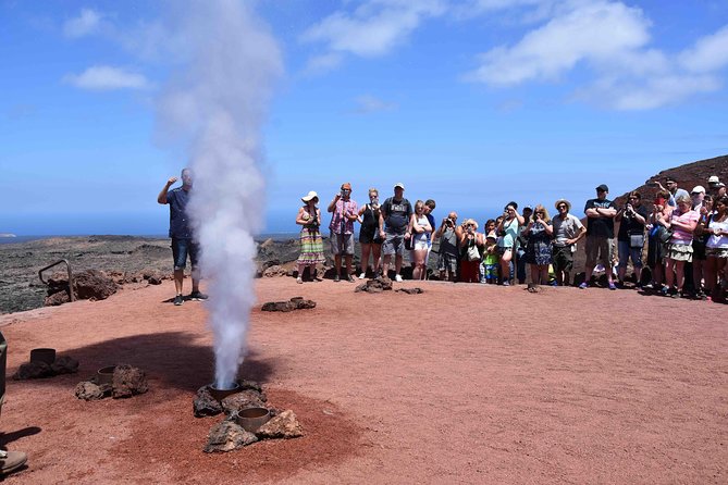 1_lanzarote-grand-tour-with-timanfaya-and-jameos-del-agua